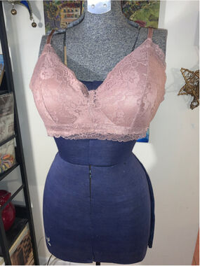 Women's Danskin Lace Bralette Bra 38C Pink